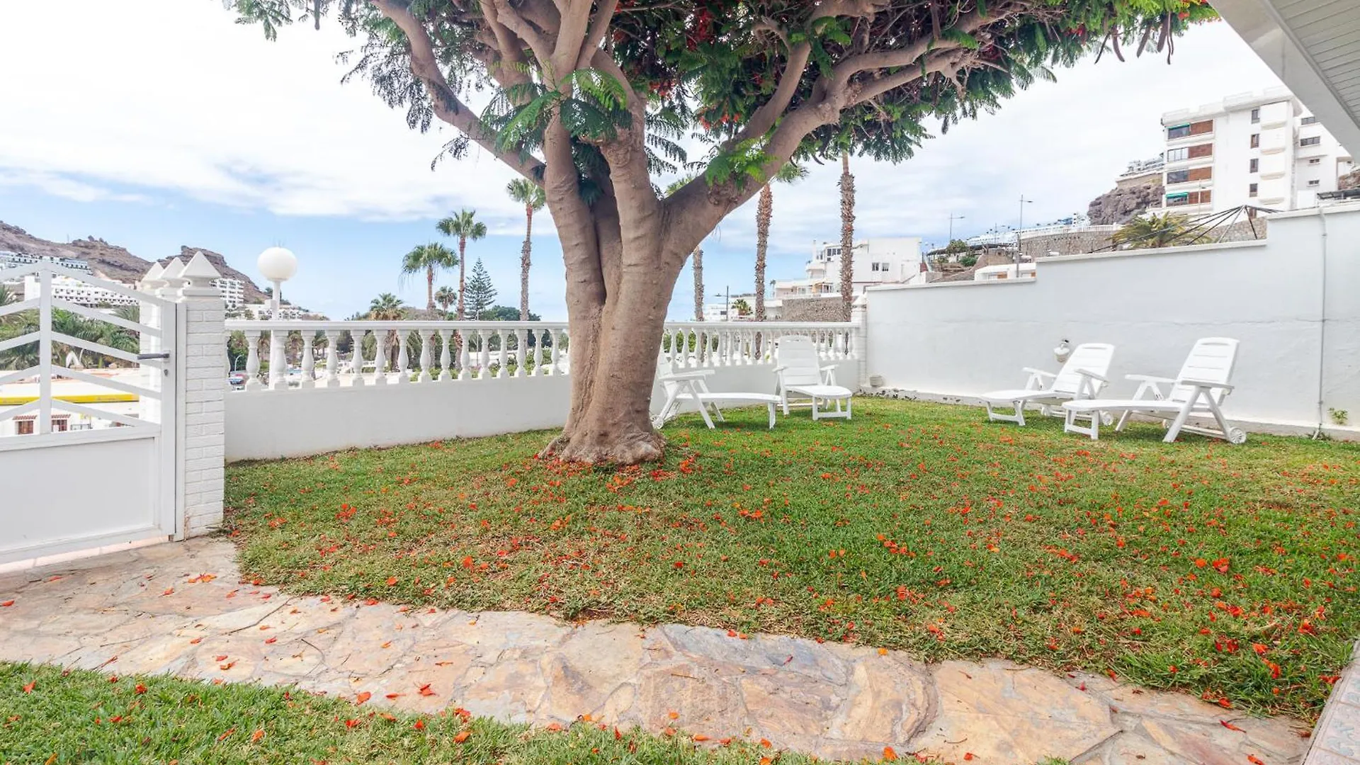 Flatguest Orinoco + Pool + Terrace + Garden Villa Mogán 0*,  Spanien